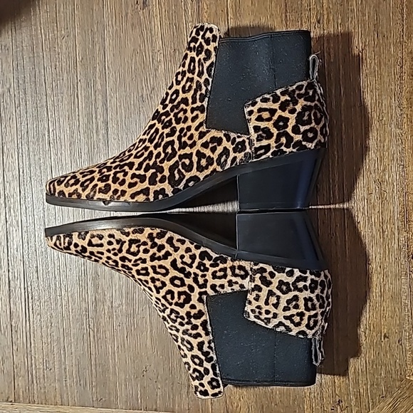 Cole Haan Gia Printed Haircalf Ankle Bootie Size 6.5 - Picture 13 of 17